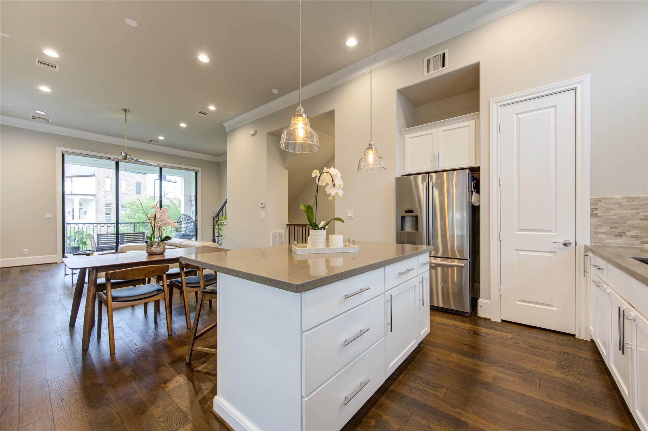 2005 Covent Garden Station , Houston, TX, 77045 | 28068058 | Realty Texas LLC