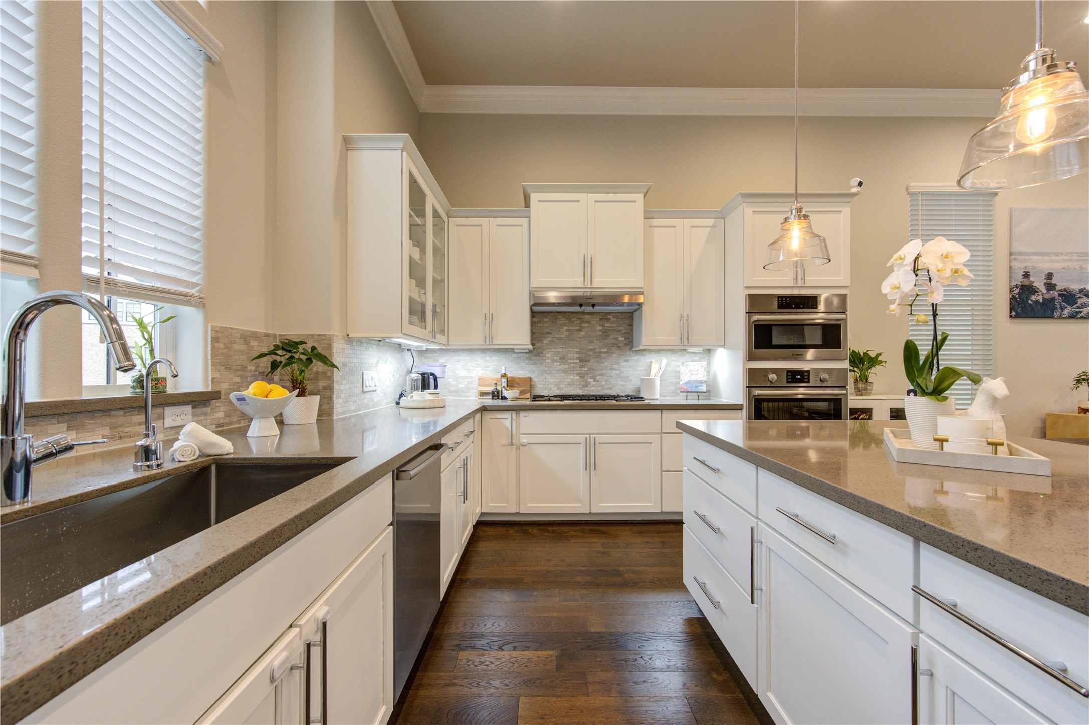 2005 Covent Garden Station , Houston, TX, 77045 | 28068058 | Realty Texas LLC