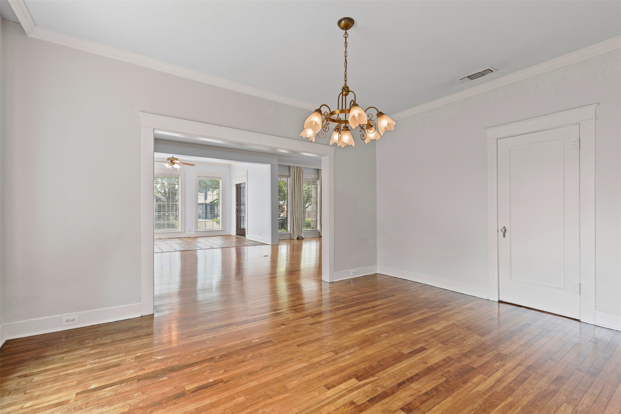 1836 Hillcrest Street , Fort Worth, TX, 76107 | 20943890 | Realty Texas LLC