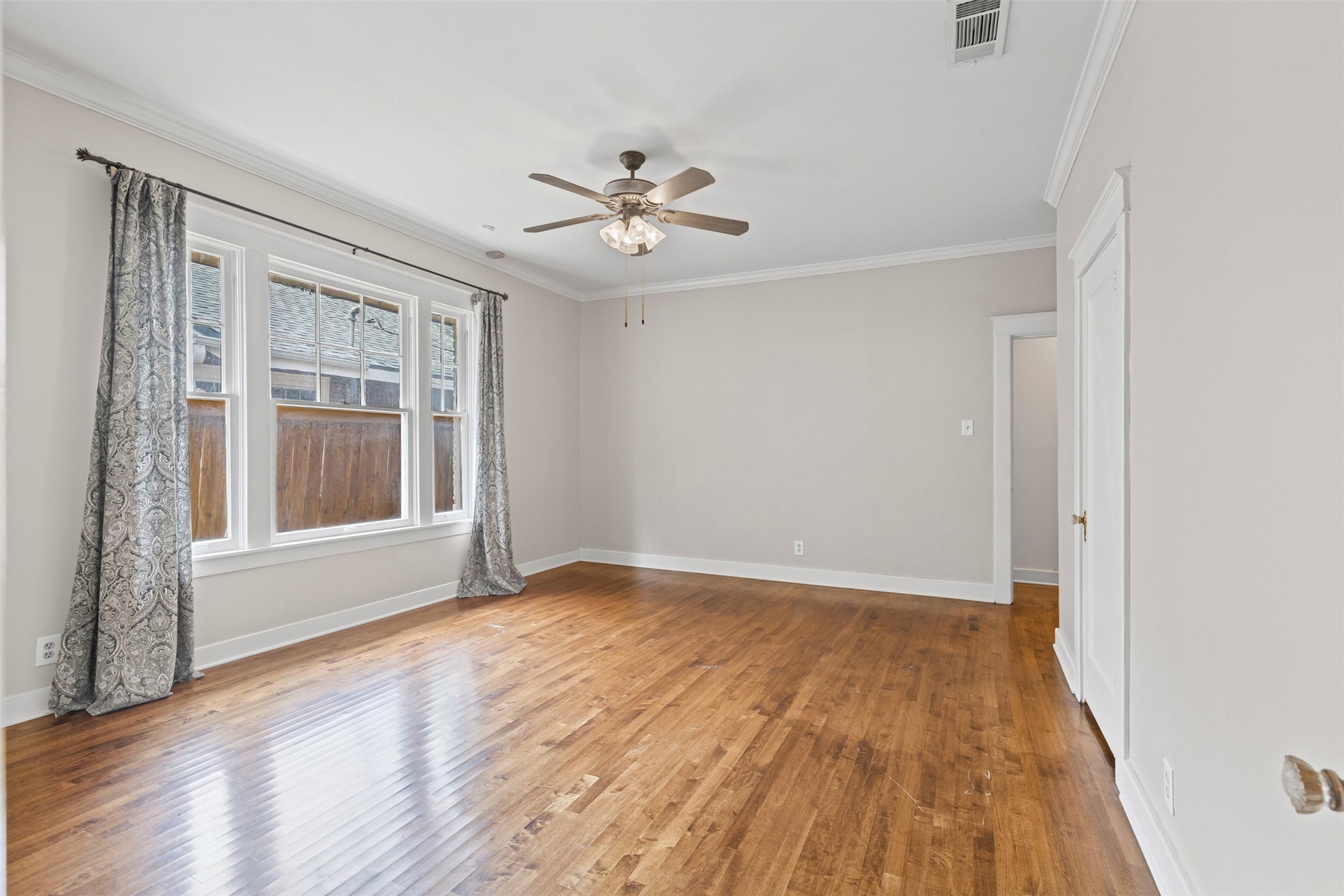 1836 Hillcrest Street , Fort Worth, TX, 76107 | 20943890 | Realty Texas LLC