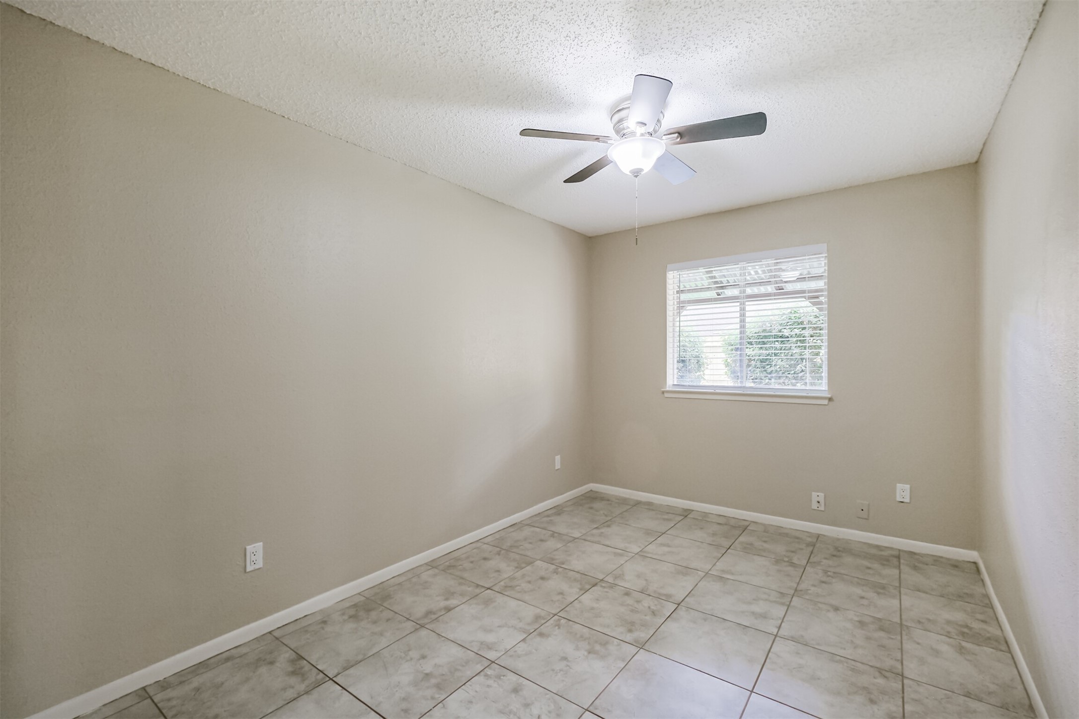 2738 Kettle Run , Sugar Land, TX, 77479 | 3962979 | Realty Texas LLC