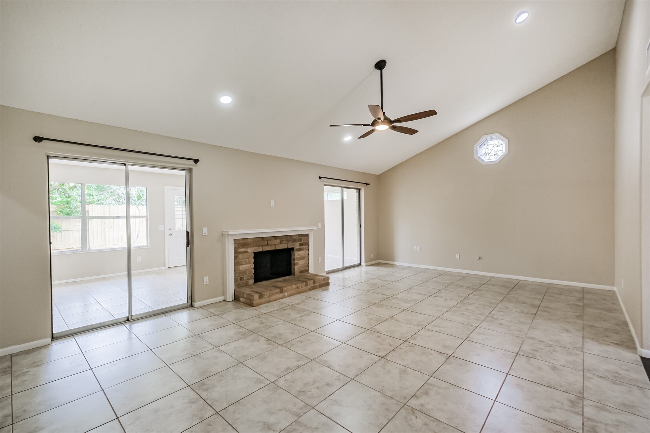 2738 Kettle Run , Sugar Land, TX, 77479 | 3962979 | Realty Texas LLC