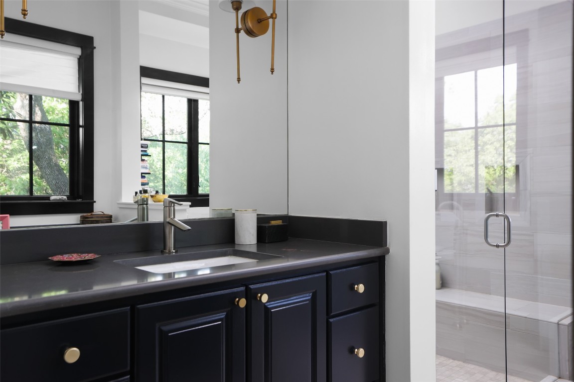 102 Crestwood Court , Austin, TX, 78746 | 5057082 | Realty Texas LLC