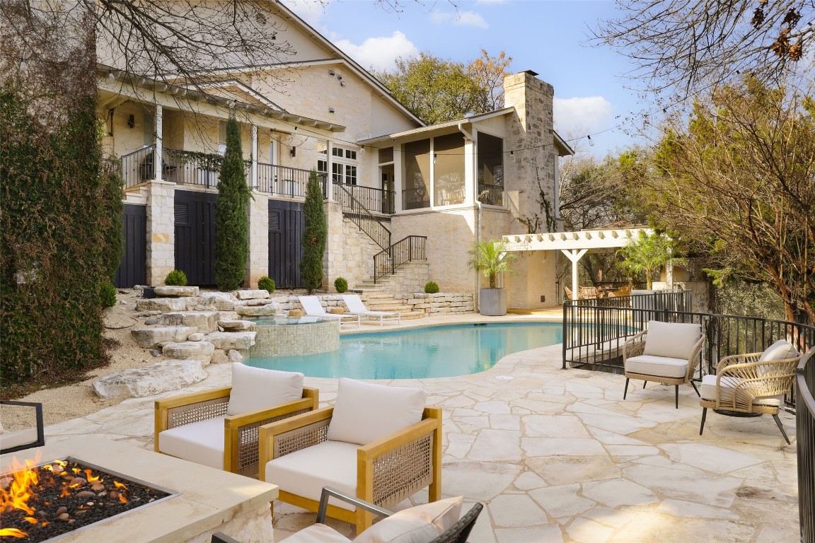102 Crestwood Court , Austin, TX, 78746 | 5057082 | Realty Texas LLC