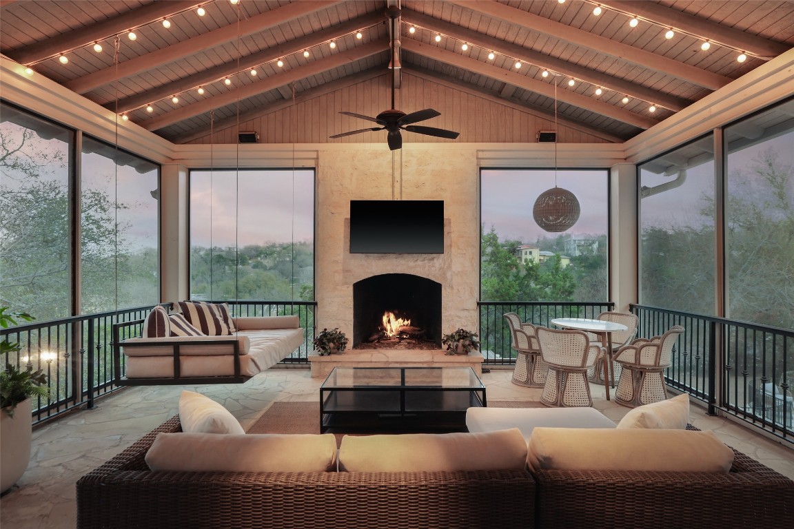 102 Crestwood Court , Austin, TX, 78746 | 5057082 | Realty Texas LLC