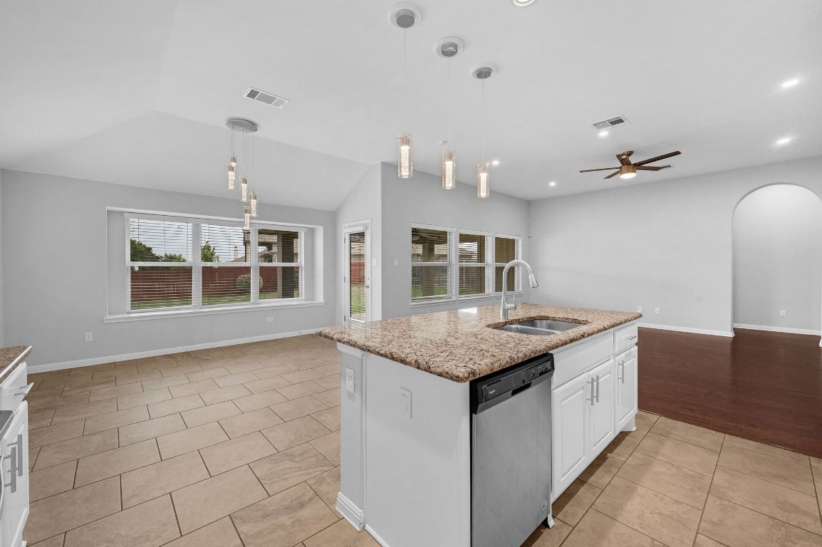 140 W Highfield Street , Hutto, TX, 78634 | 8385744 | Realty Texas LLC