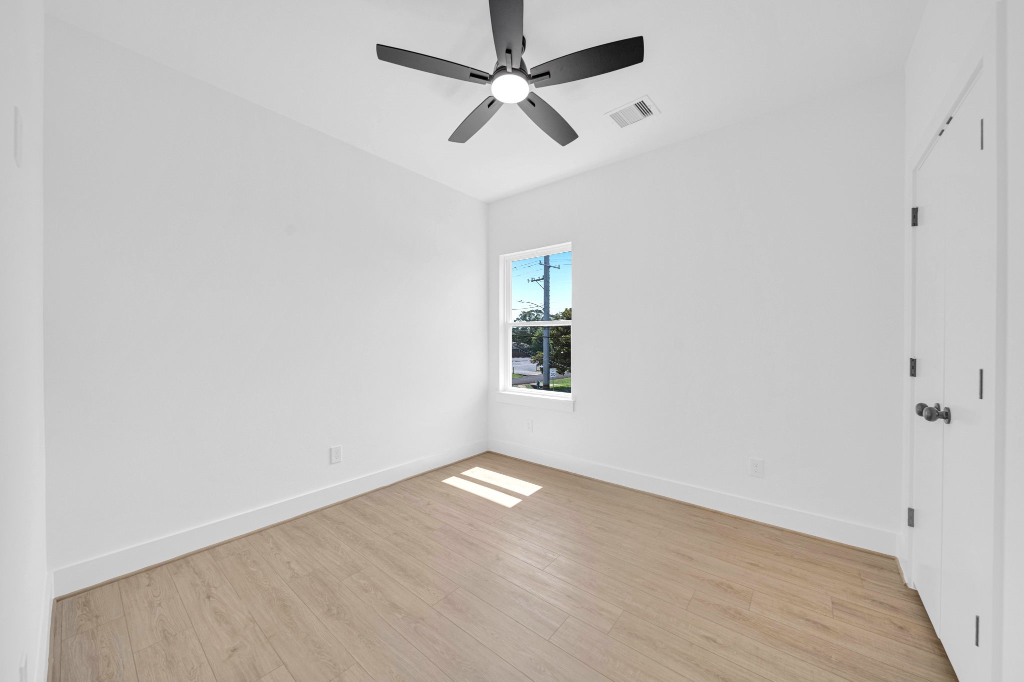 409 Calloway Street A , Houston, TX, 77029 | 10380992 | Realty Texas LLC