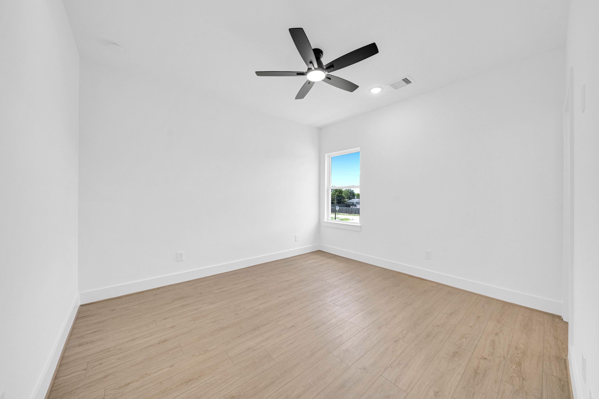 409 Calloway Street A , Houston, TX, 77029 | 10380992 | Realty Texas LLC