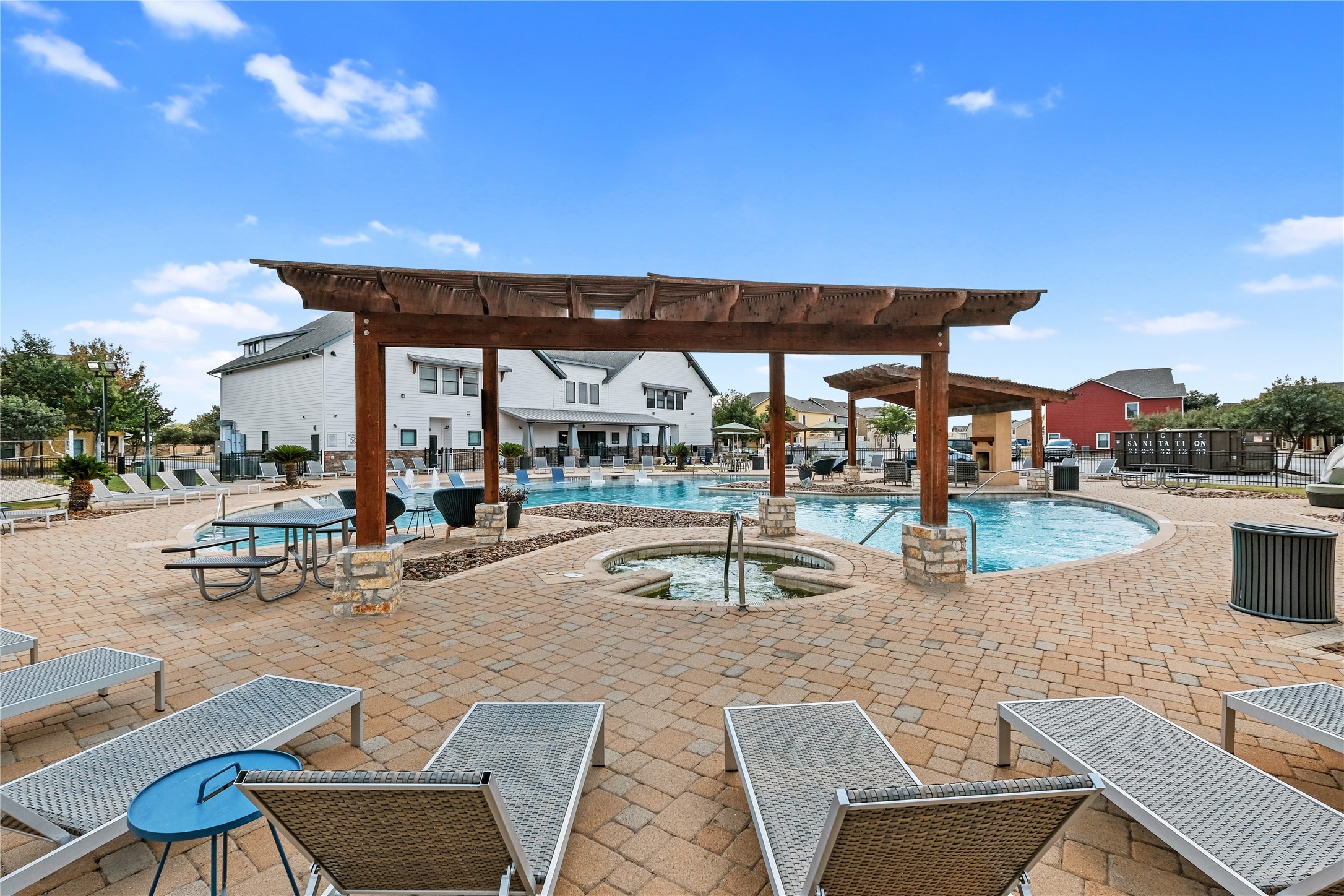 6606-101 Aspen Heights , San Antonio, TX, 78249 | 84428989 | Realty Texas LLC