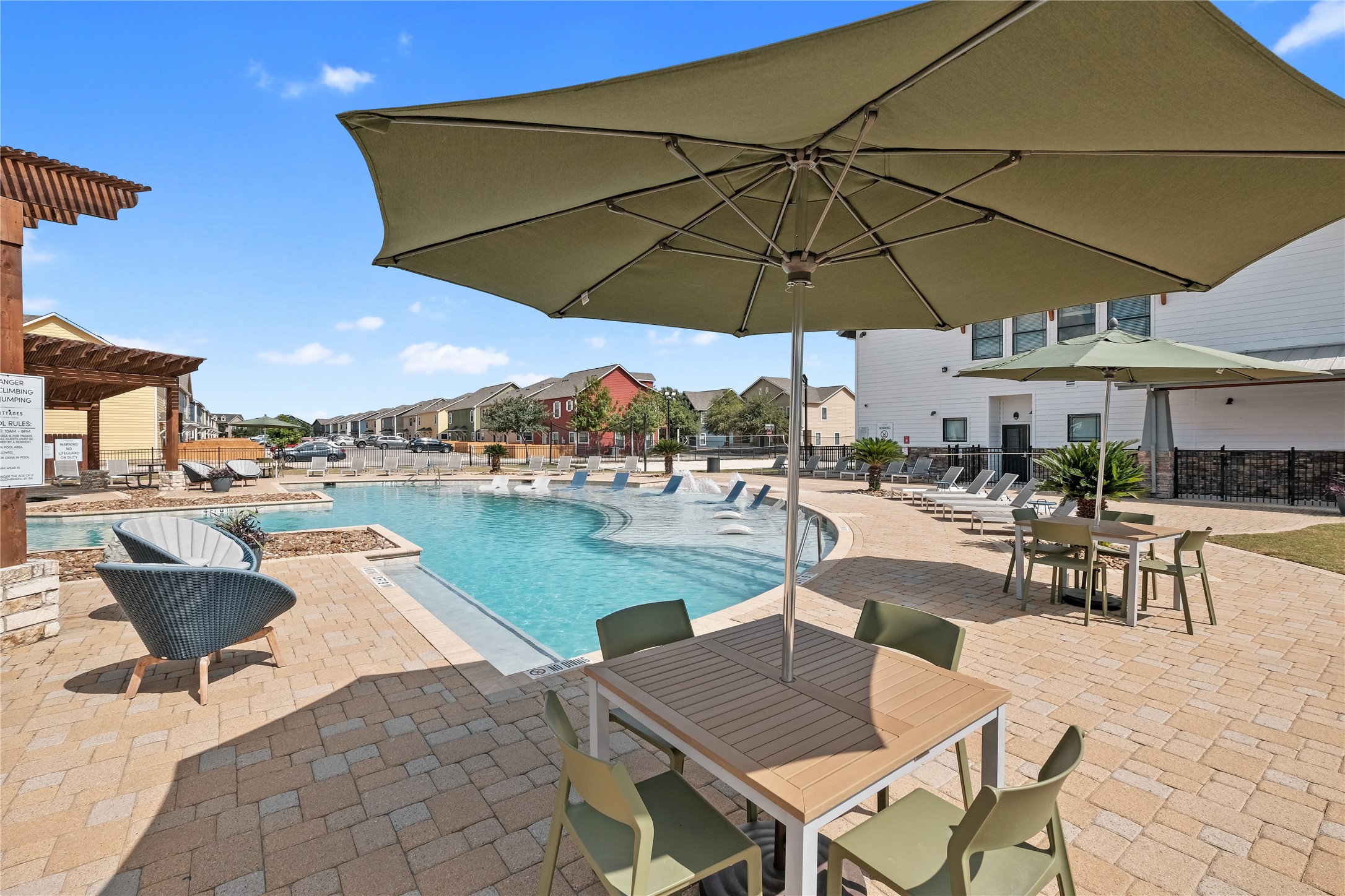 6606-101 Aspen Heights , San Antonio, TX, 78249 | 84428989 | Realty Texas LLC
