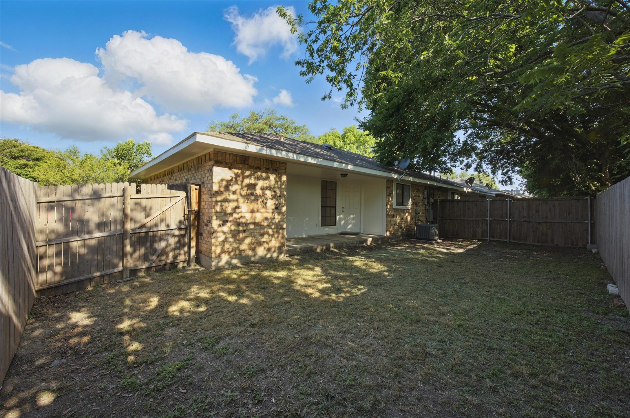 706 Long Court , Cedar Hill, TX, 75104 | 20940022 | Realty Texas LLC