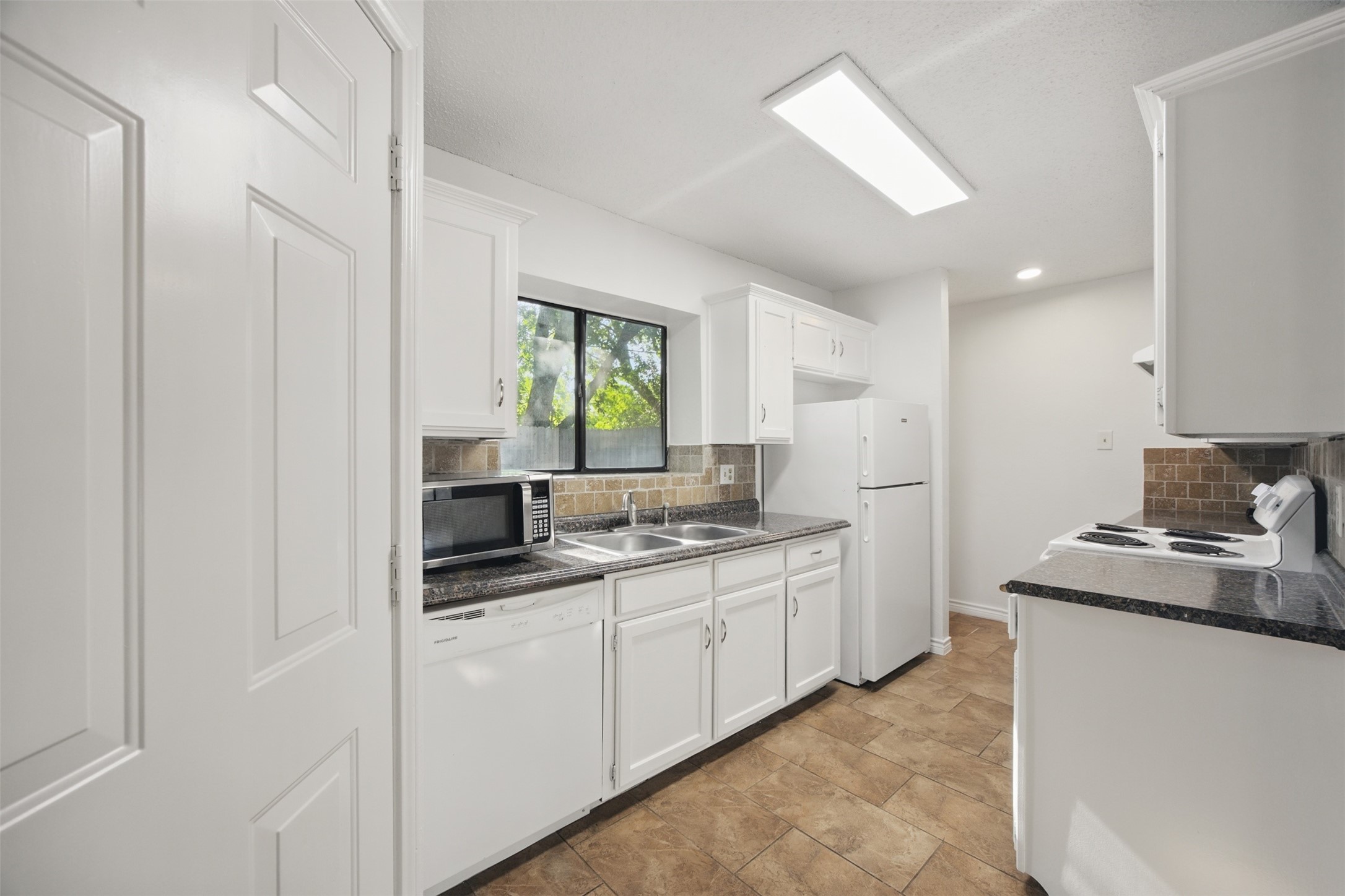 706 Long Court , Cedar Hill, TX, 75104 | 20940022 | Realty Texas LLC
