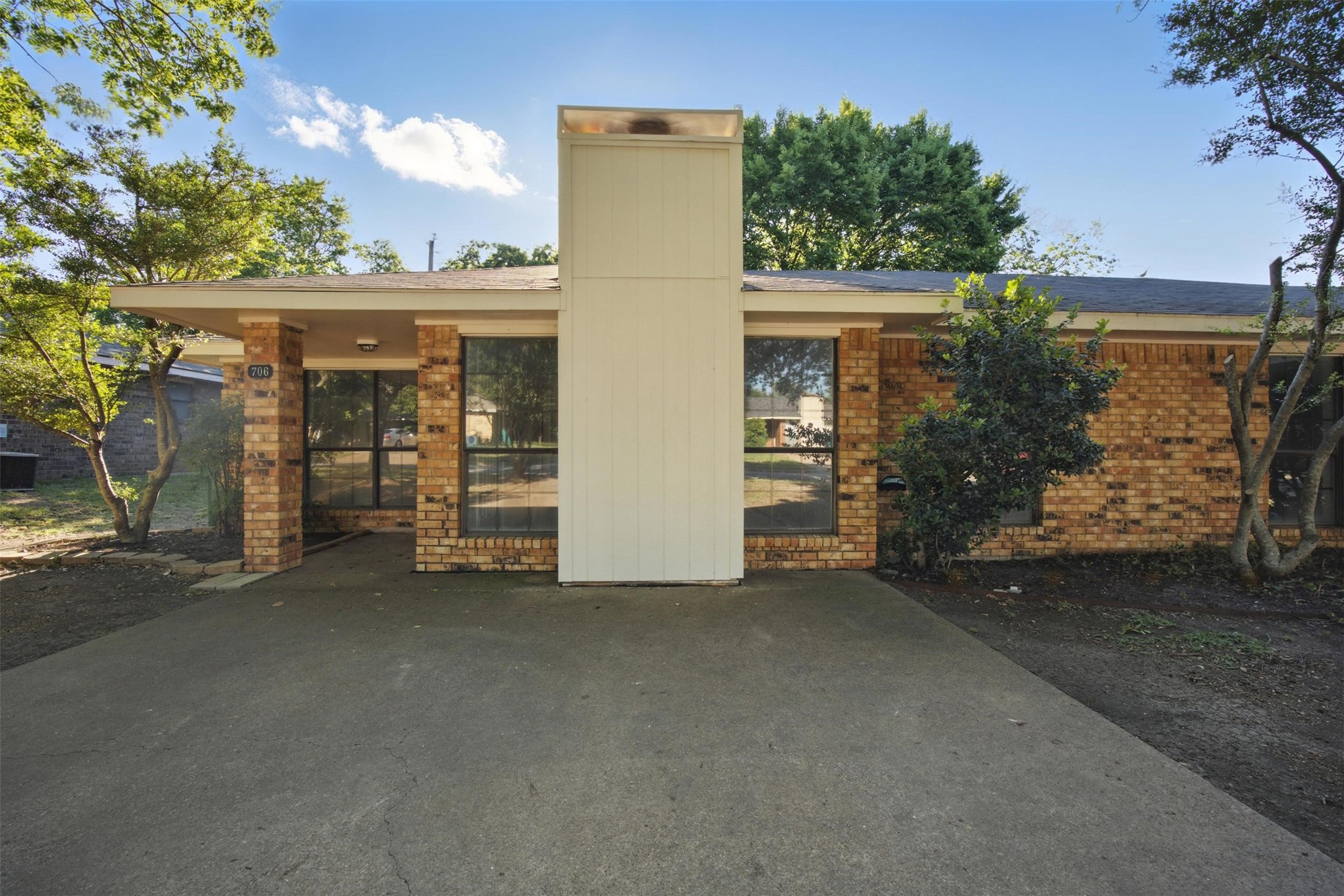 706 Long Court , Cedar Hill, TX, 75104 | 20940022 | Realty Texas LLC