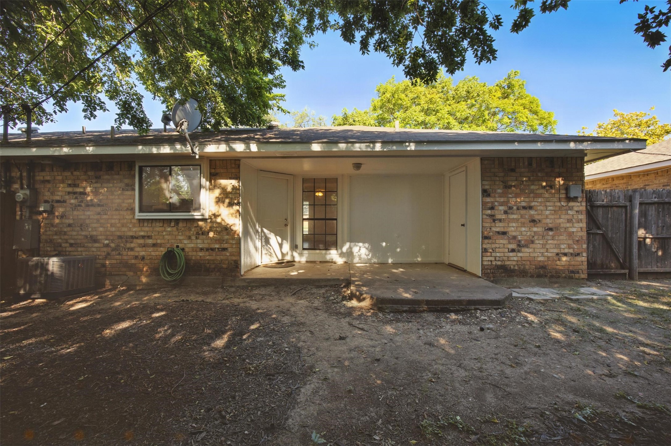 706 Long Court , Cedar Hill, TX, 75104 | 20940022 | Realty Texas LLC