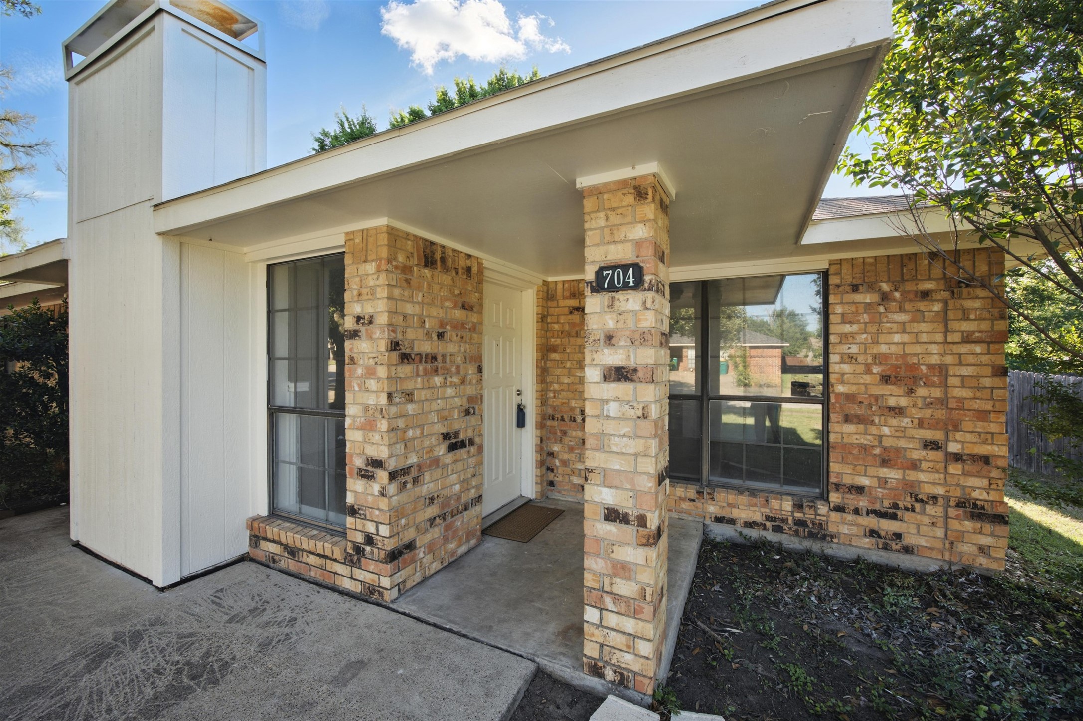 706 Long Court , Cedar Hill, TX, 75104 | 20940022 | Realty Texas LLC