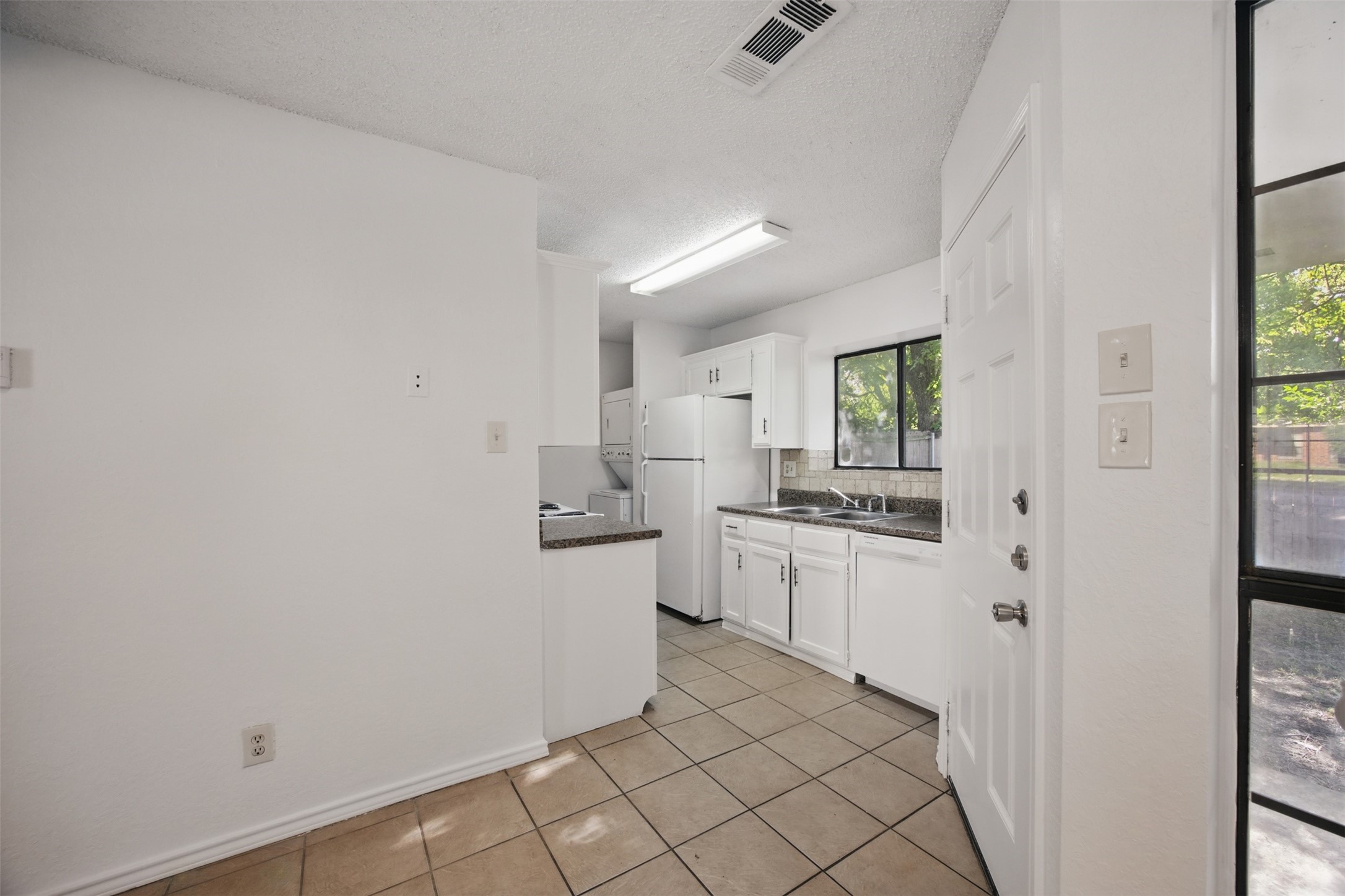 706 Long Court , Cedar Hill, TX, 75104 | 20940022 | Realty Texas LLC