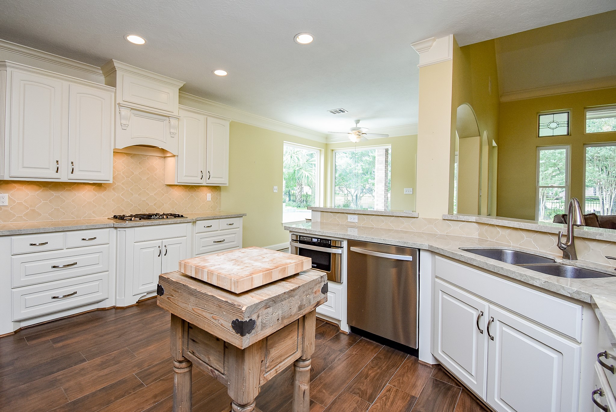 5607 Peninsula Park Drive , Houston, TX, 77041 | 74706969 | Realty Texas LLC