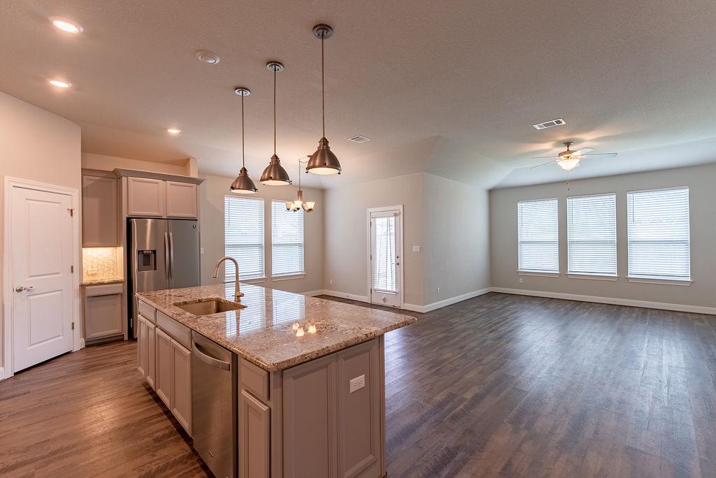 1017 Coulee Drive , Leander, TX, 78641 | 4811931 | Realty Texas LLC