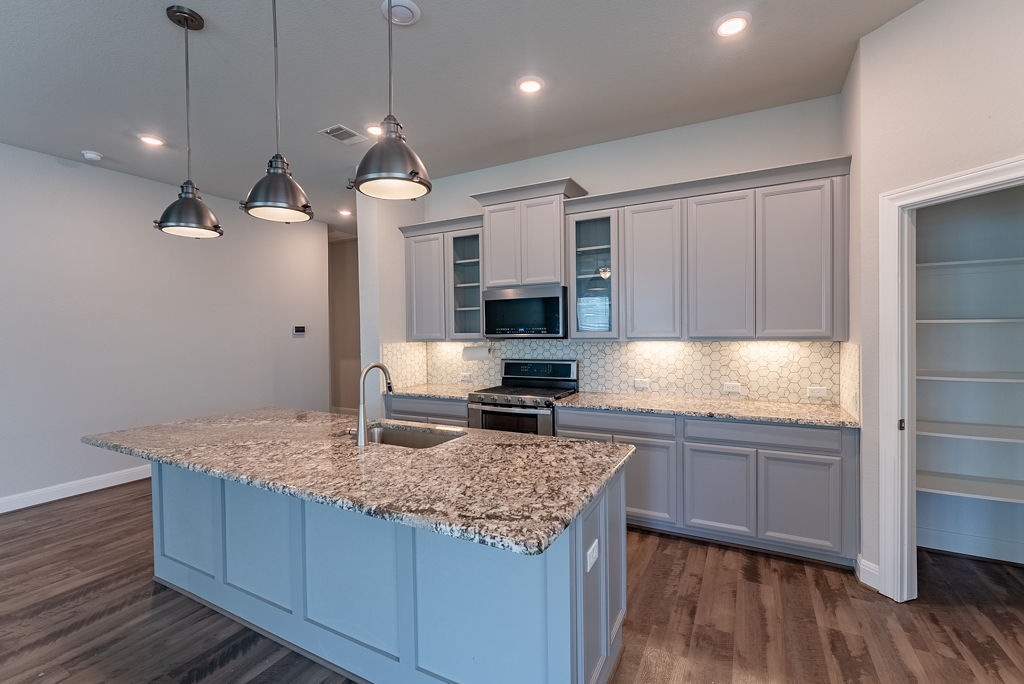 1017 Coulee Drive , Leander, TX, 78641 | 4811931 | Realty Texas LLC