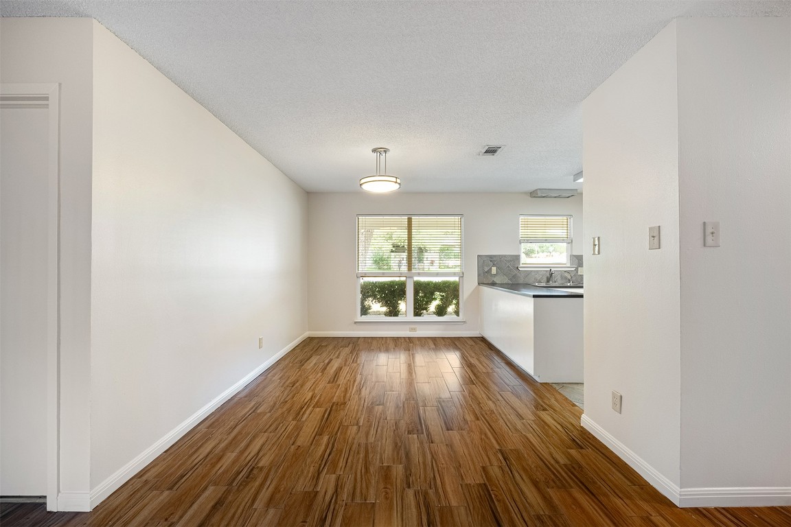8801 Camelia Lane , Austin, TX, 78759 | 2695572 | Realty Texas LLC
