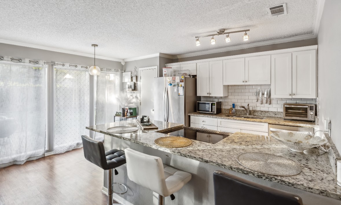 3 Atlanta Court , Mansfield, TX, 76063 | 20944371 | Realty Texas LLC