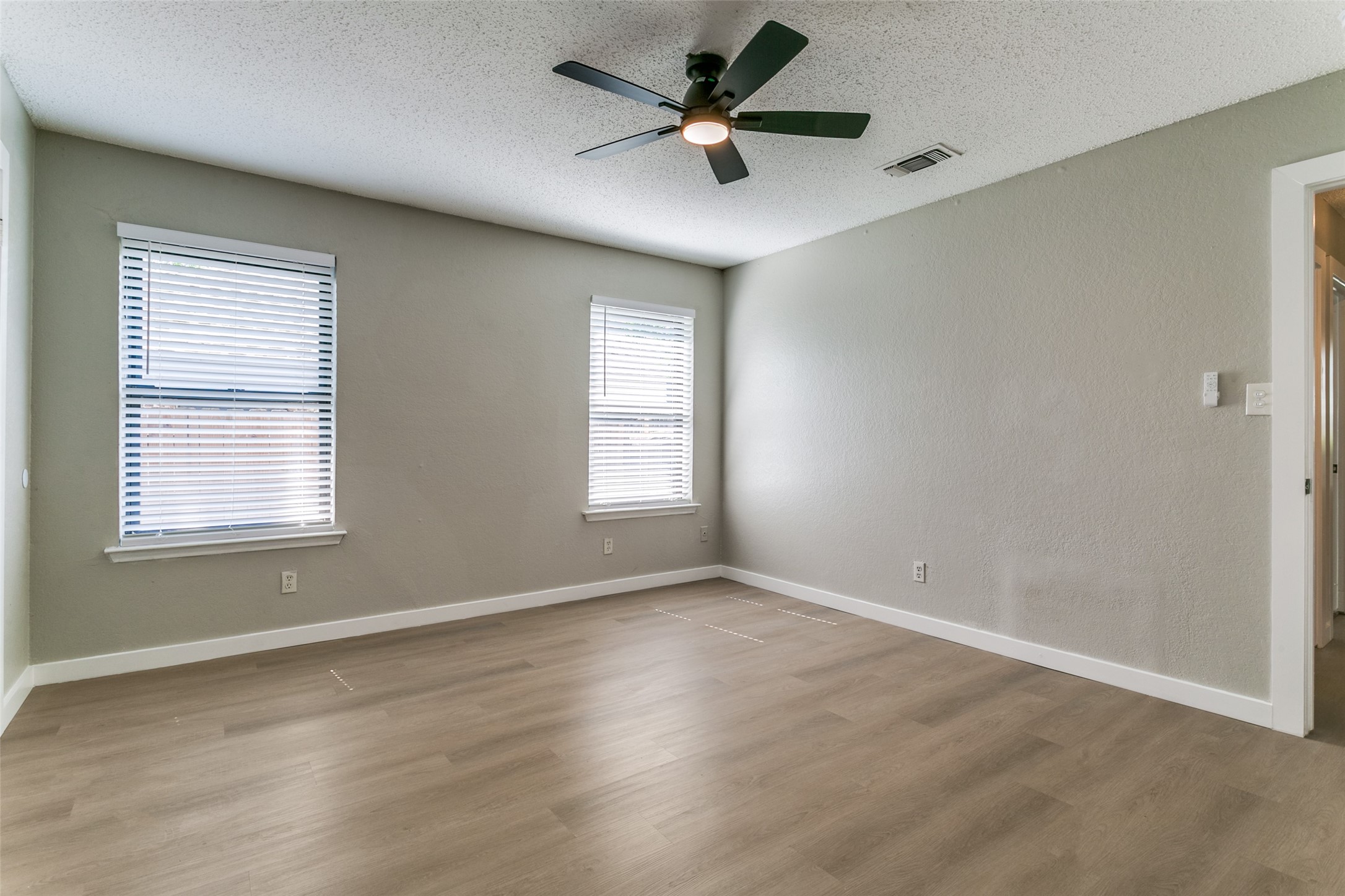 6648 Inwood Drive , Watauga, TX, 76148 | 20942259 | Realty Texas LLC