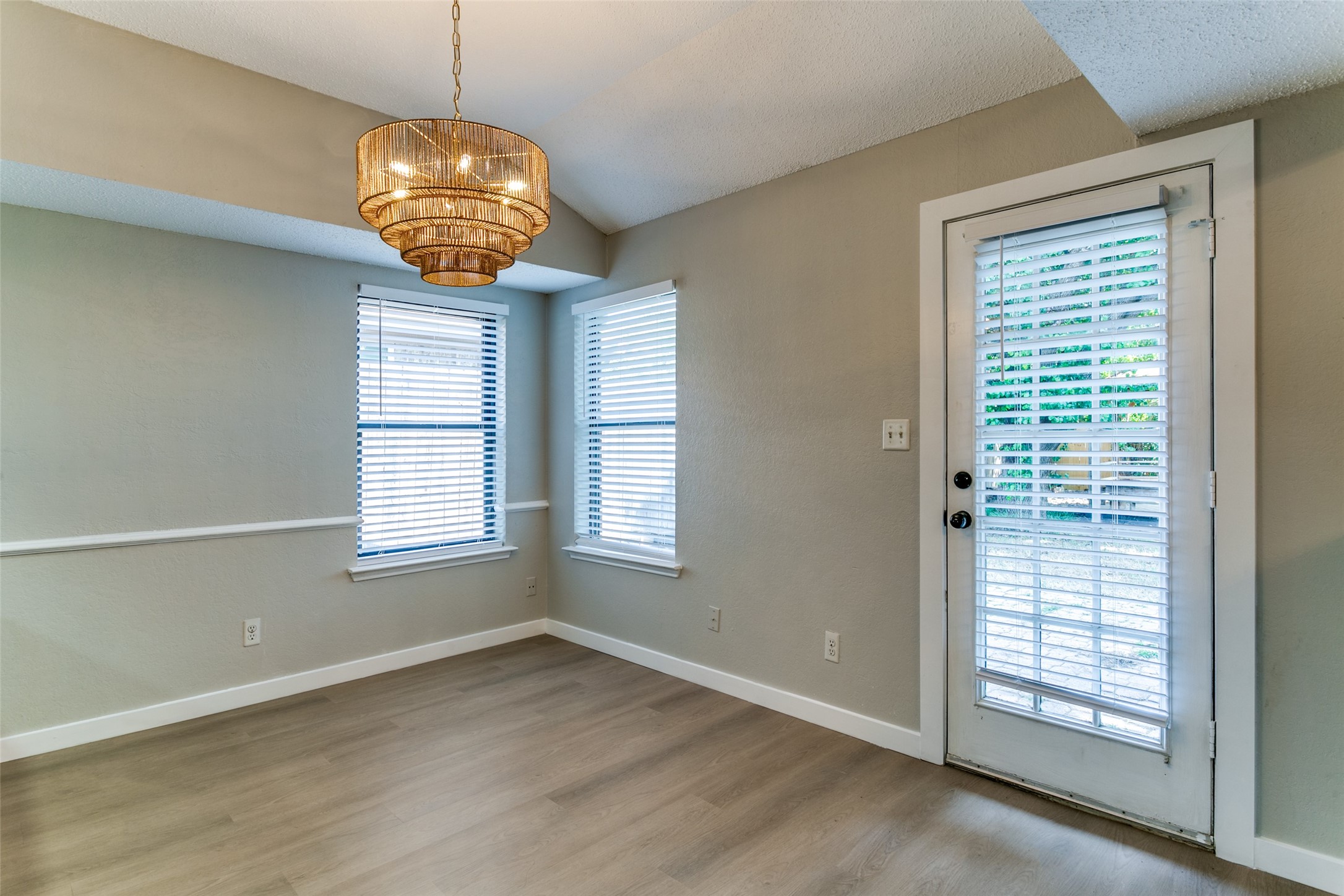 6648 Inwood Drive , Watauga, TX, 76148 | 20942259 | Realty Texas LLC