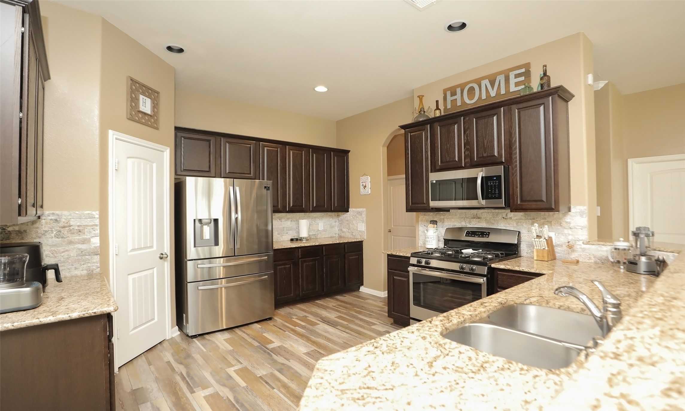 15727 W Chamfer Way , Crosby, TX, 77532 | 62899436 | Realty Texas LLC