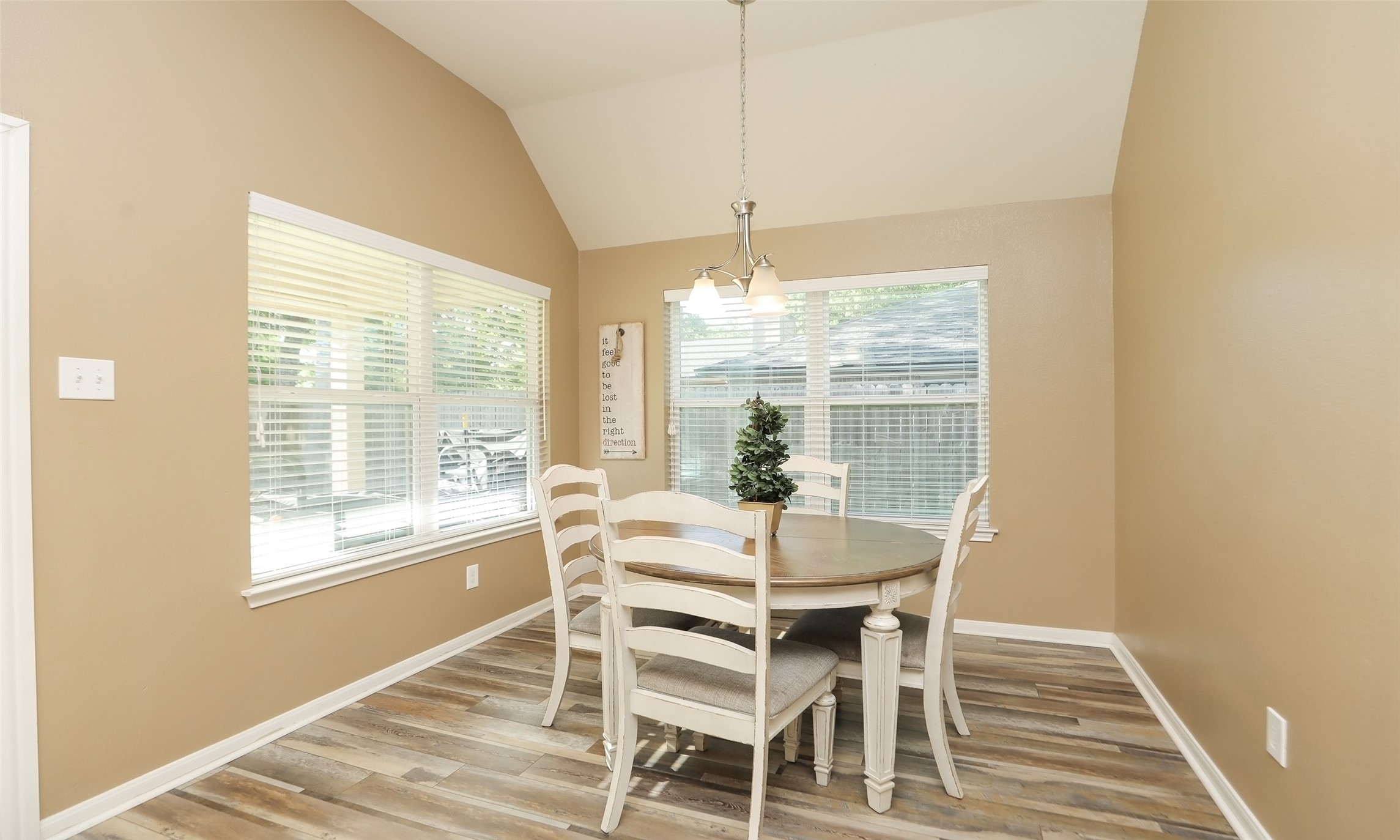 15727 W Chamfer Way , Crosby, TX, 77532 | 62899436 | Realty Texas LLC