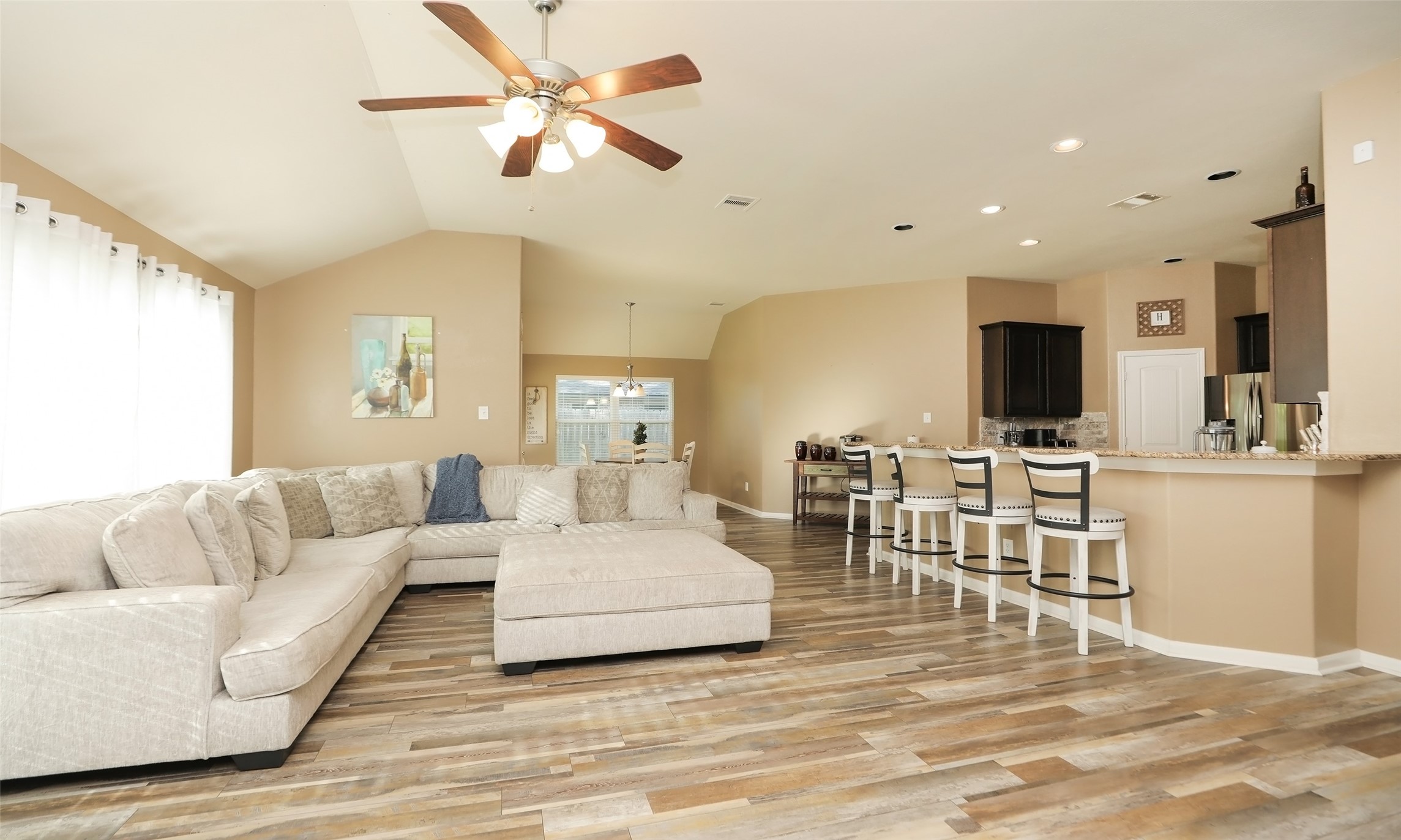 15727 W Chamfer Way , Crosby, TX, 77532 | 62899436 | Realty Texas LLC