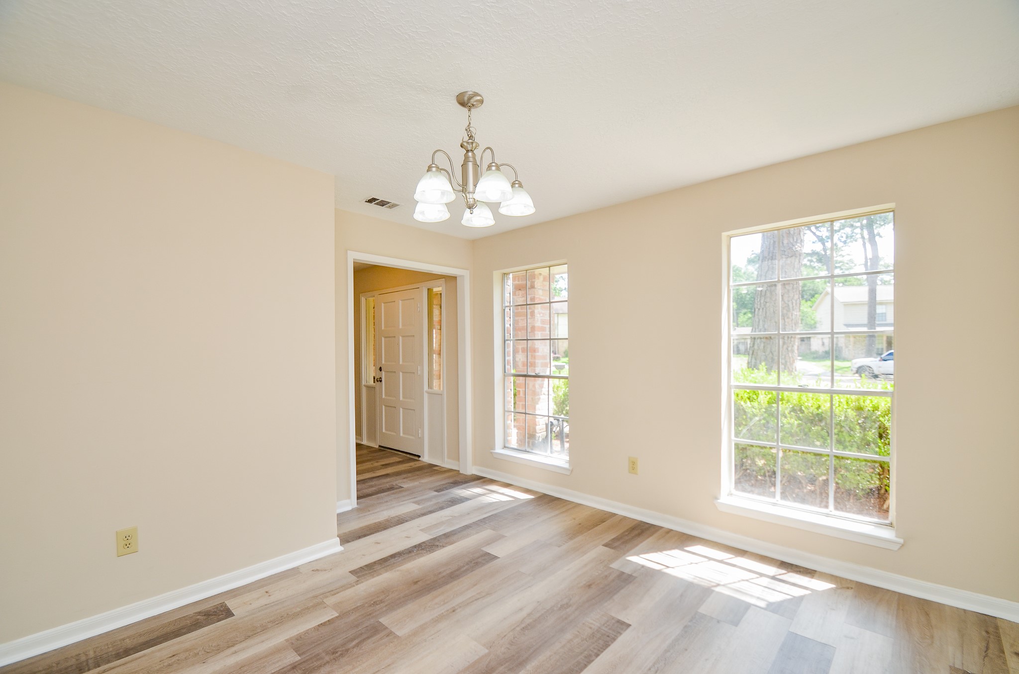 12023 Sleepy Pines , Houston, TX, 77066 | 89546149 | Realty Texas LLC