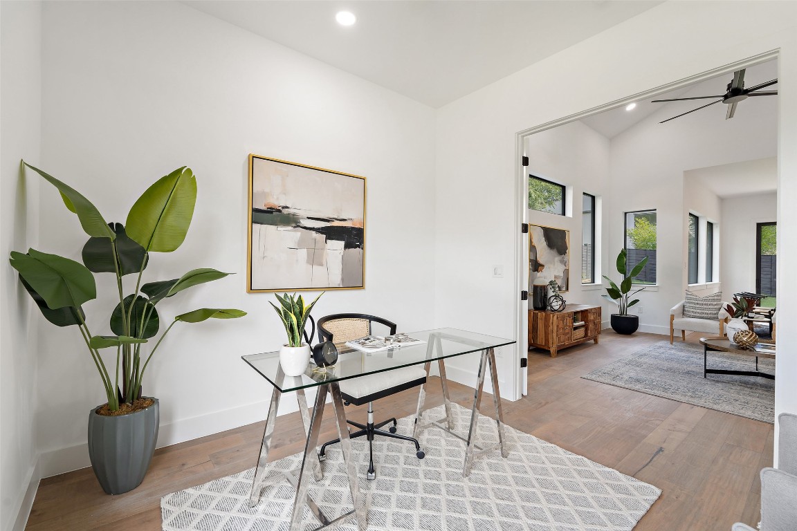 2303 Westworth Circle , Austin, TX, 78704 | 6702283 | Realty Texas LLC