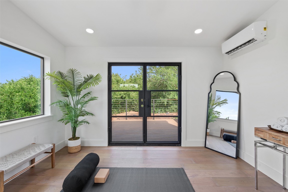 2303 Westworth Circle , Austin, TX, 78704 | 6702283 | Realty Texas LLC