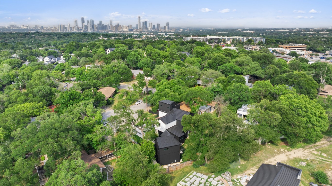 2303 Westworth Circle , Austin, TX, 78704 | 6702283 | Realty Texas LLC