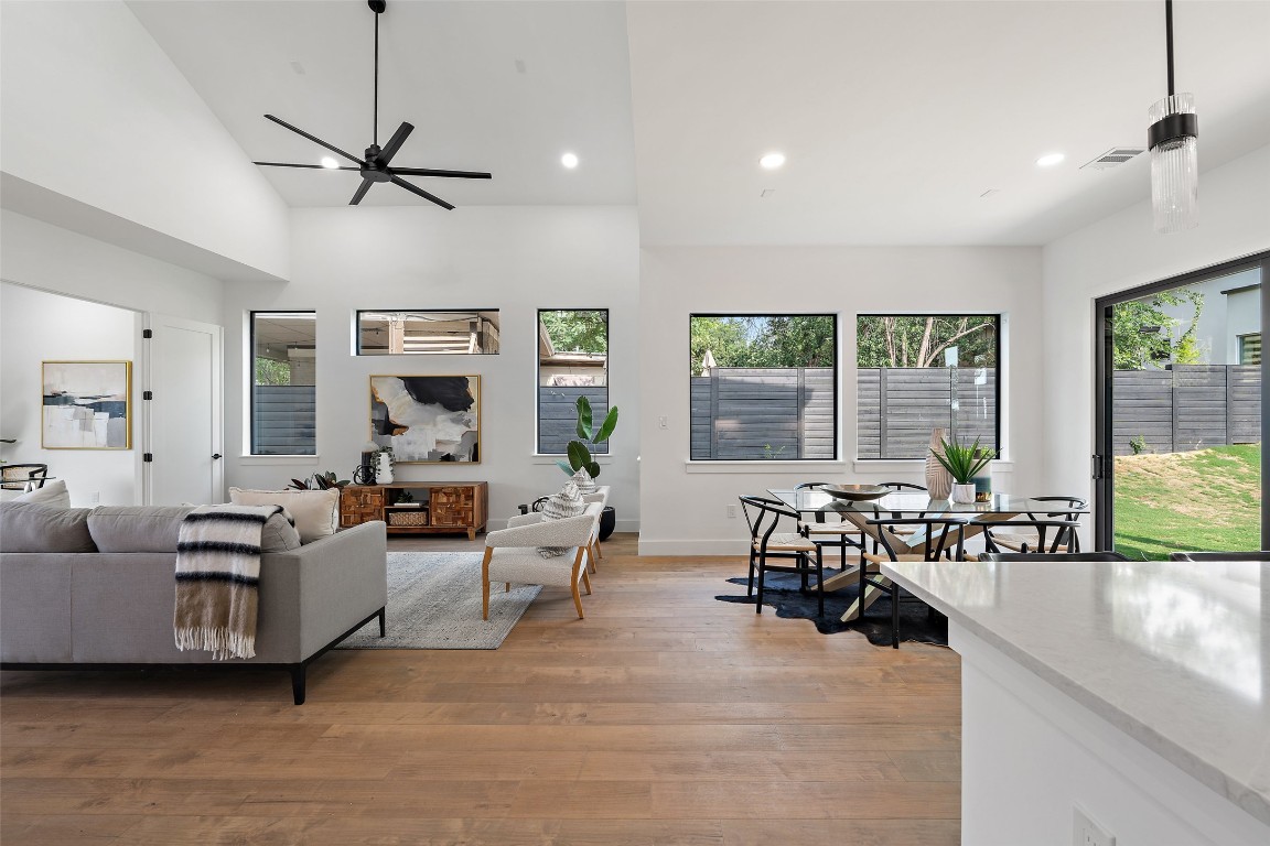 2303 Westworth Circle , Austin, TX, 78704 | 6702283 | Realty Texas LLC