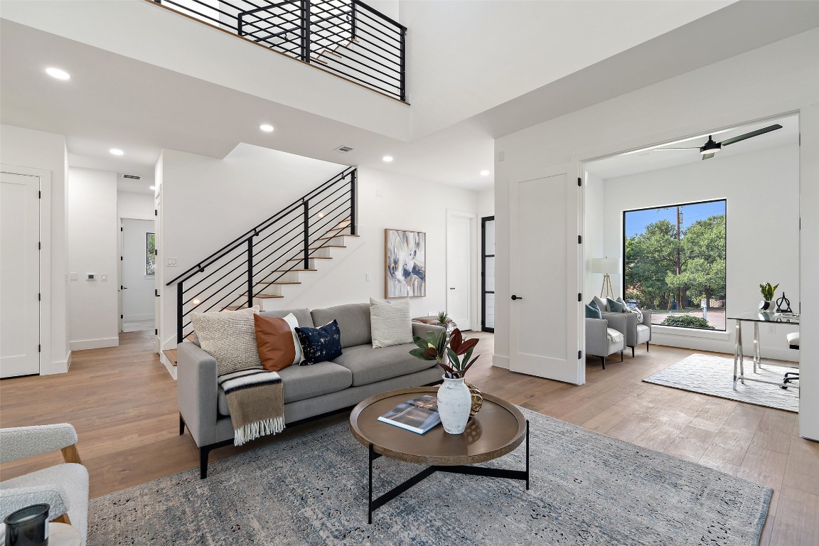 2303 Westworth Circle , Austin, TX, 78704 | 6702283 | Realty Texas LLC