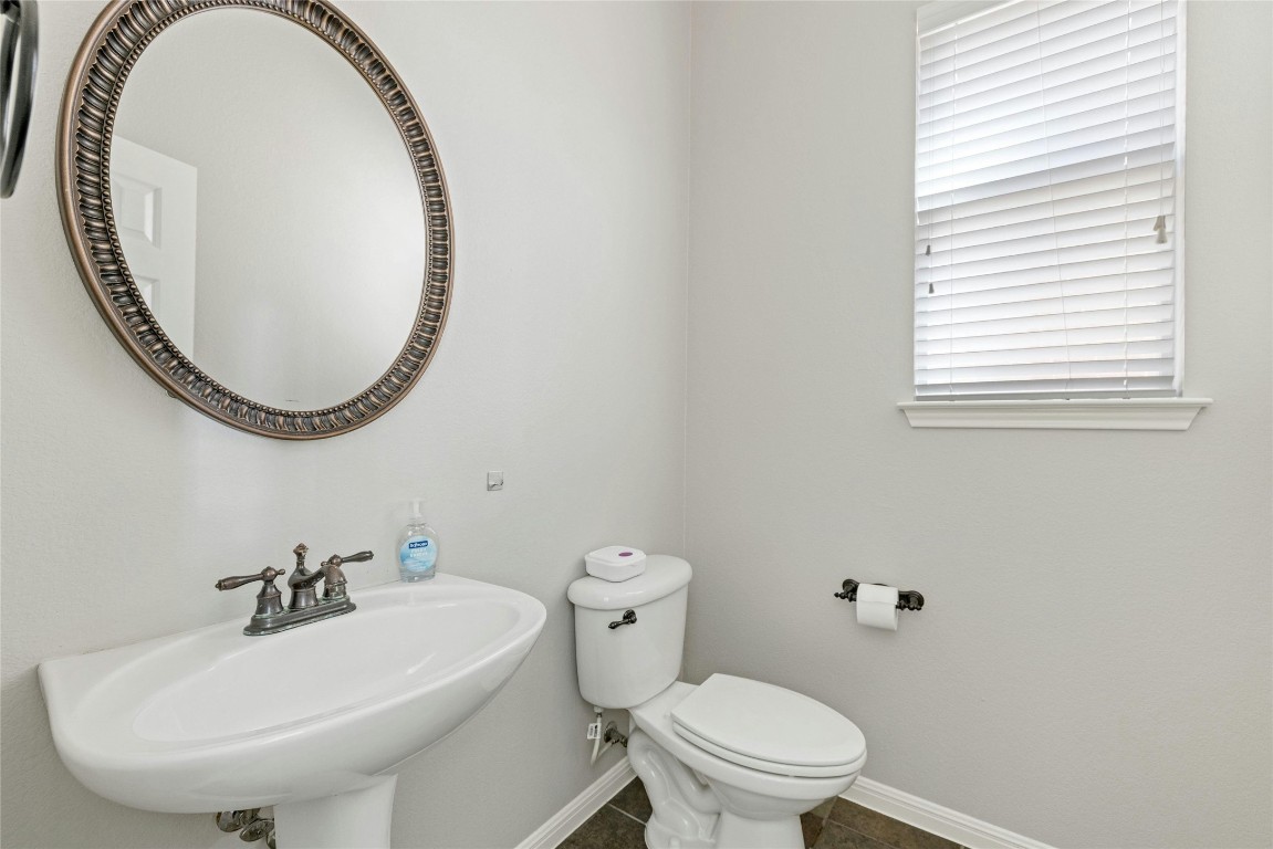 2617 Golden Gate Park , Austin, TX, 78732 | 2059699 | Realty Texas LLC