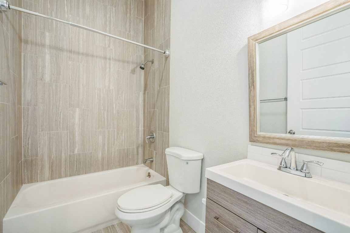4507 E Martin Luther King Jr Boulevard 133 , Austin, TX, 78722 | 2771339 | Realty Texas LLC