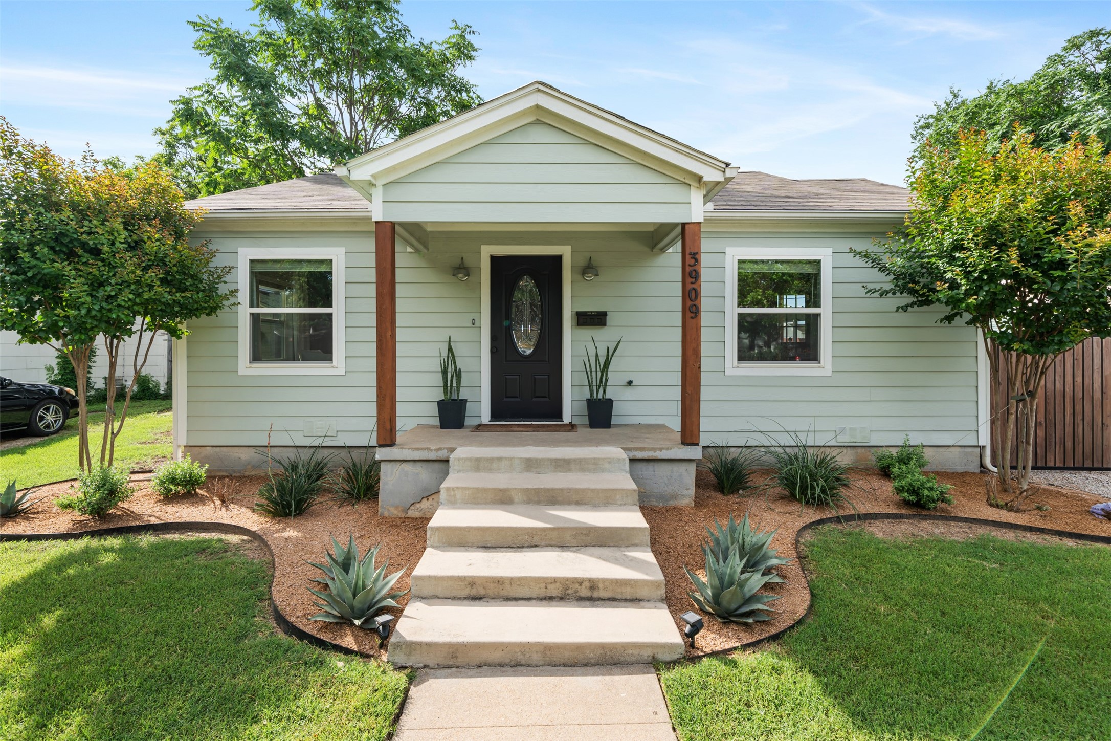 3909 Lisbon Street , Fort Worth, TX, 76107 | 20944881 | Realty Texas LLC