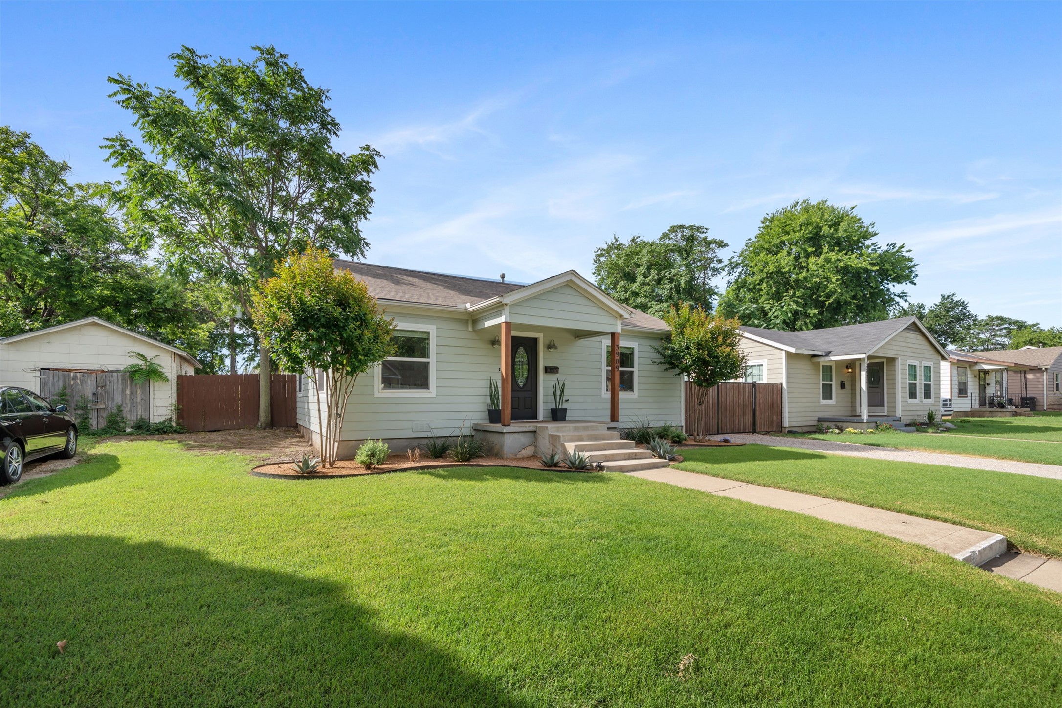 3909 Lisbon Street , Fort Worth, TX, 76107 | 20944881 | Realty Texas LLC