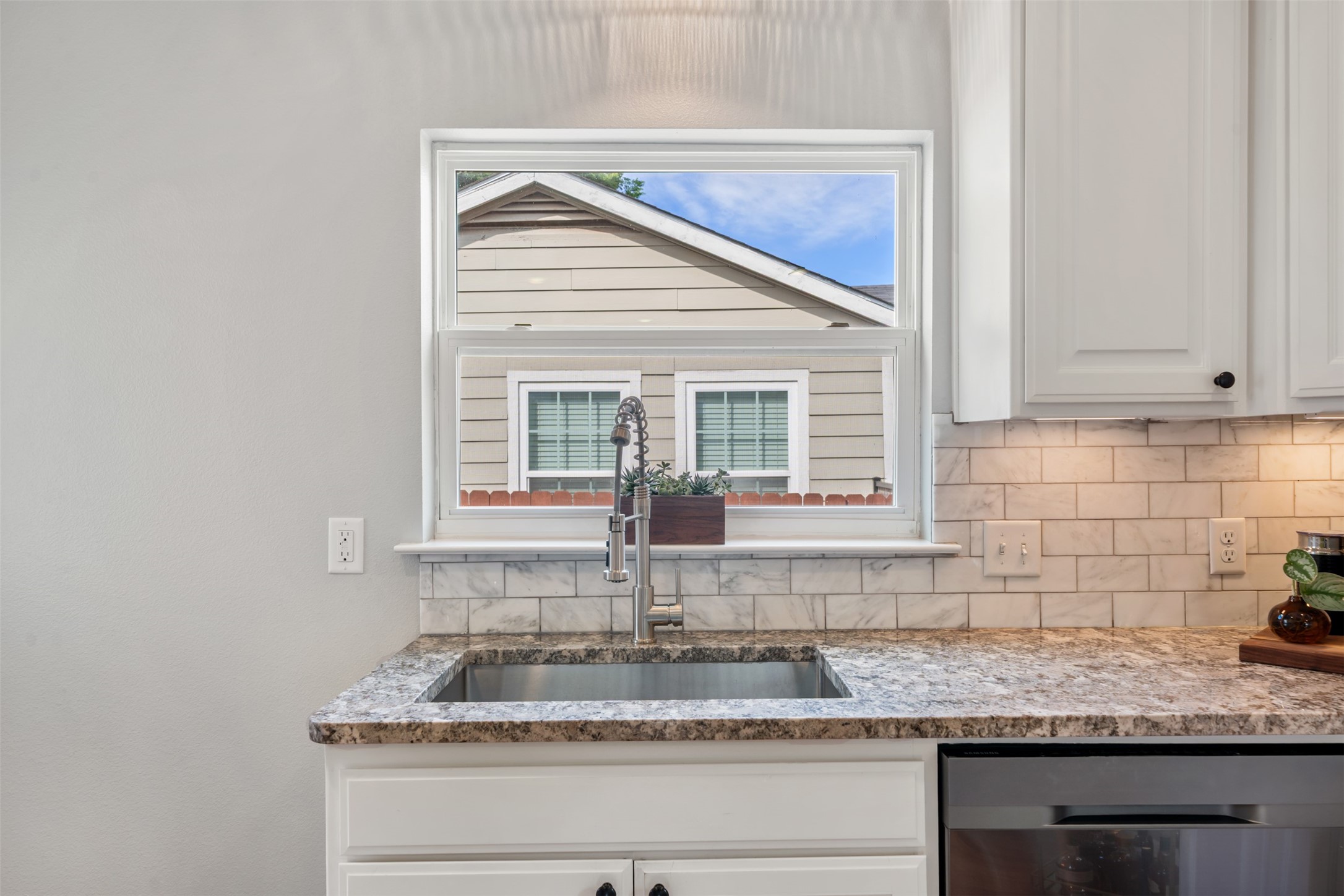 3909 Lisbon Street , Fort Worth, TX, 76107 | 20944881 | Realty Texas LLC