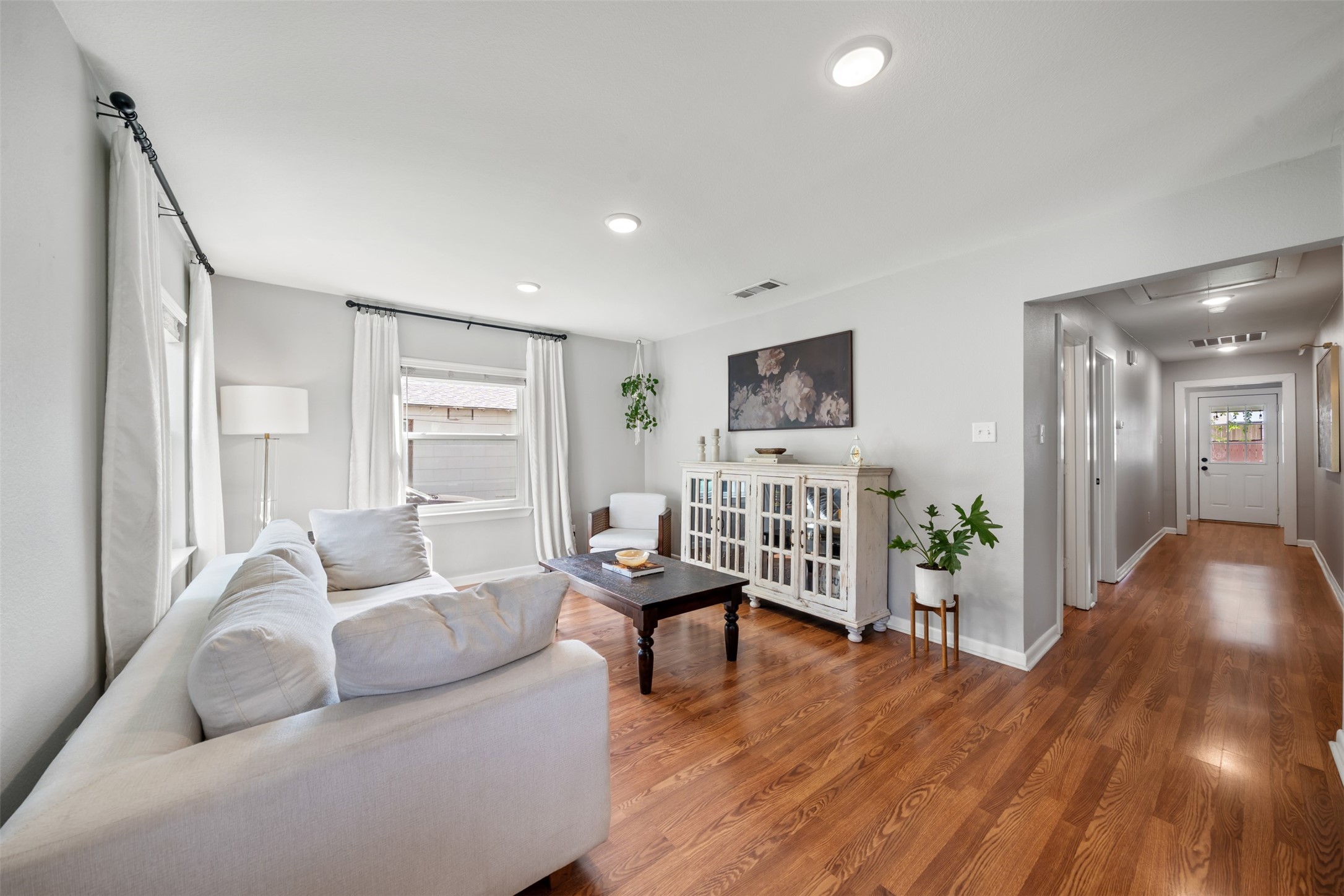 3909 Lisbon Street , Fort Worth, TX, 76107 | 20944881 | Realty Texas LLC