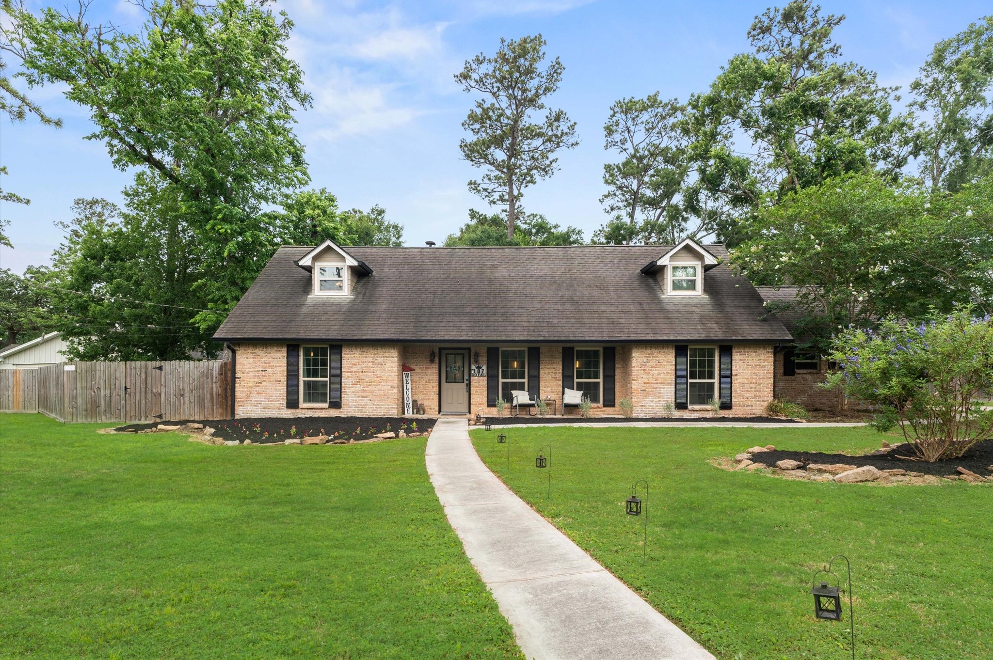107 Royal Court , Friendswood, TX, 77546 | 67817606 | Realty Texas LLC