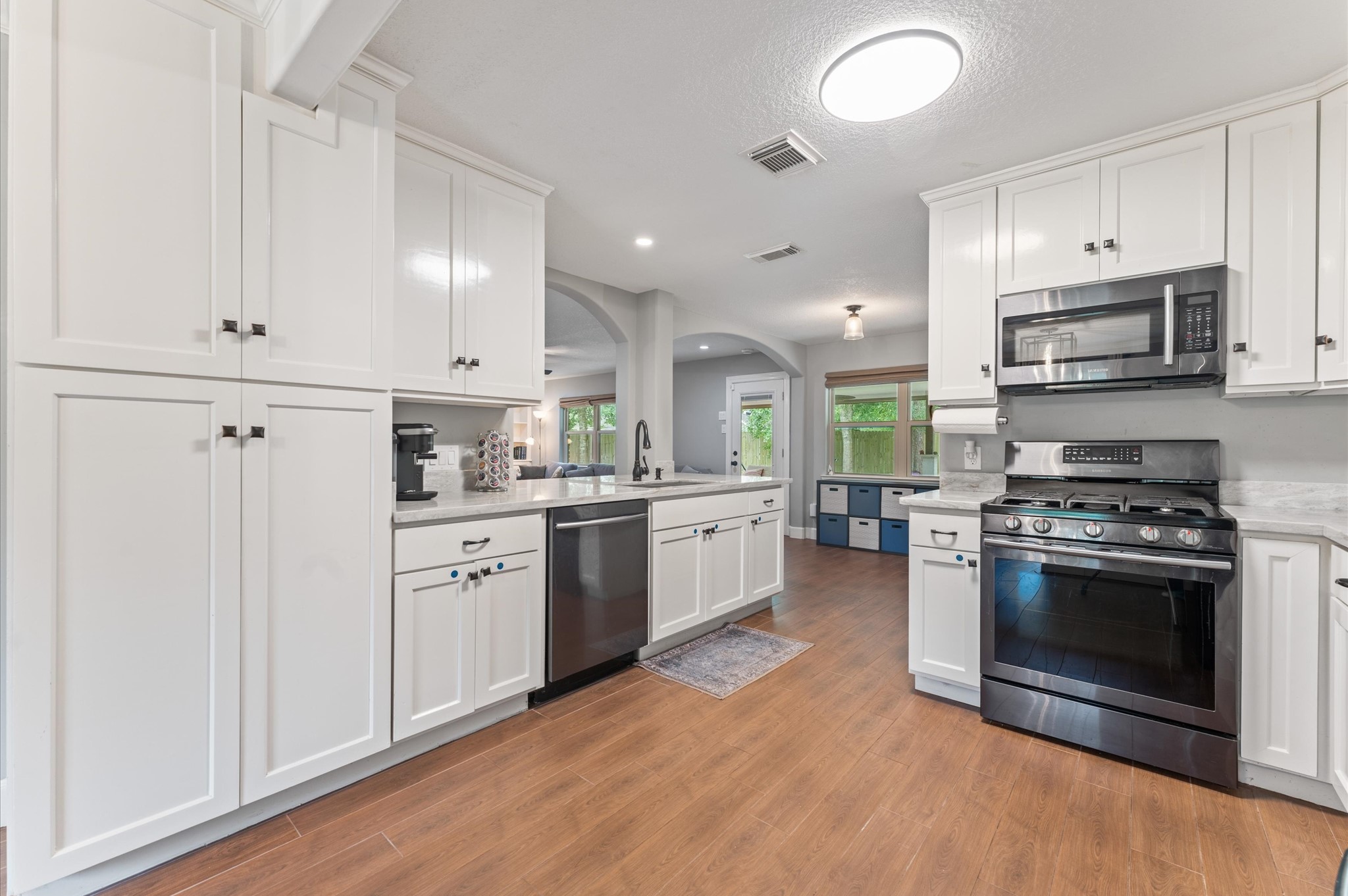 107 Royal Court , Friendswood, TX, 77546 | 67817606 | Realty Texas LLC
