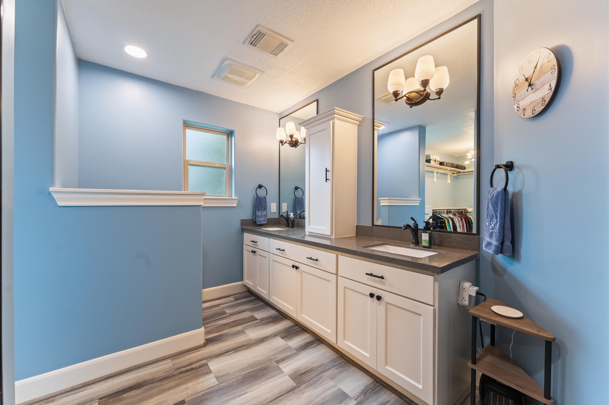 107 Royal Court , Friendswood, TX, 77546 | 67817606 | Realty Texas LLC