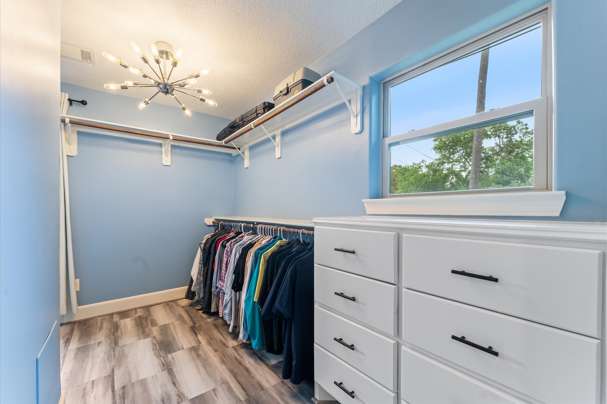 107 Royal Court , Friendswood, TX, 77546 | 67817606 | Realty Texas LLC