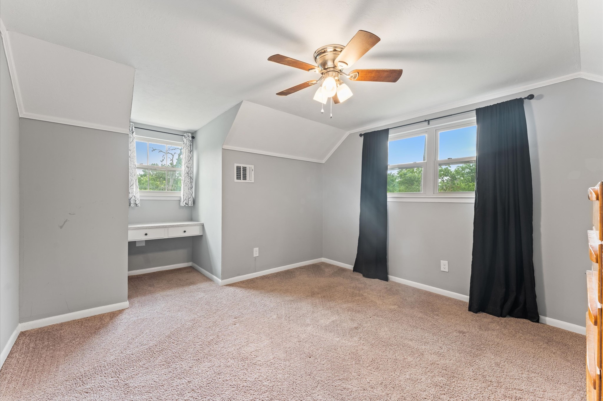 107 Royal Court , Friendswood, TX, 77546 | 67817606 | Realty Texas LLC