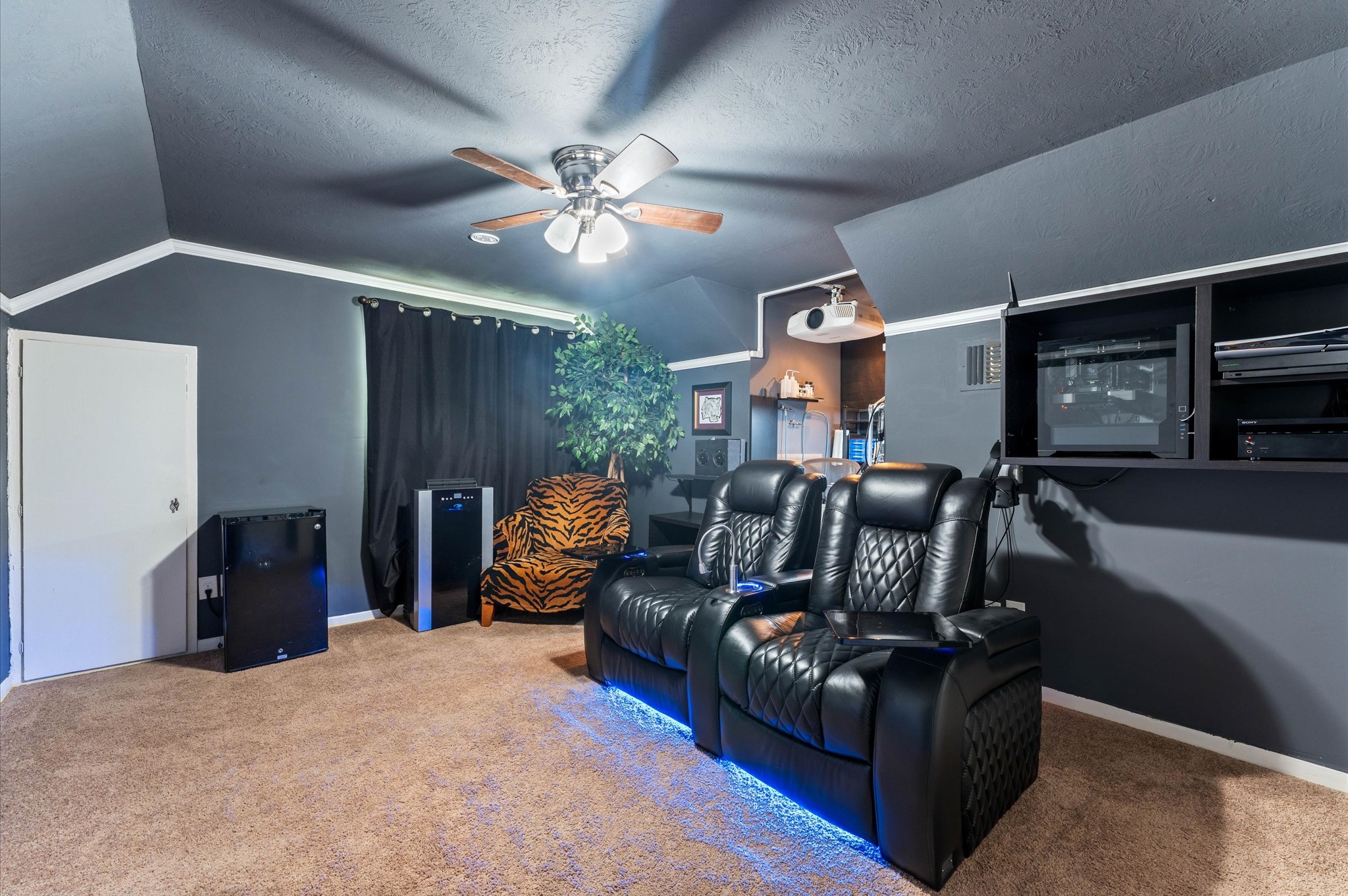 107 Royal Court , Friendswood, TX, 77546 | 67817606 | Realty Texas LLC
