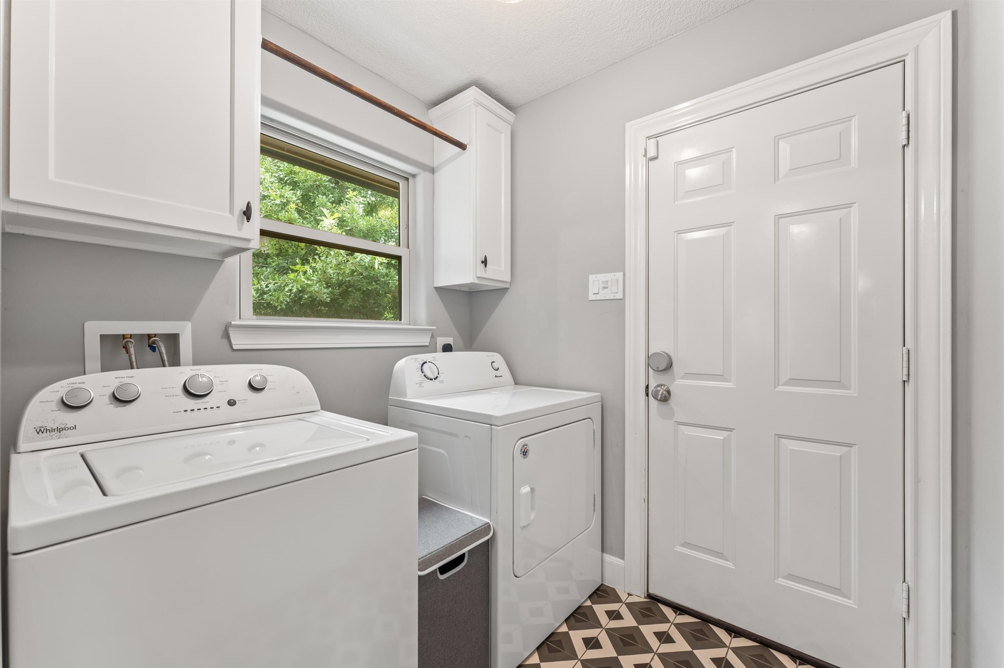 107 Royal Court , Friendswood, TX, 77546 | 67817606 | Realty Texas LLC