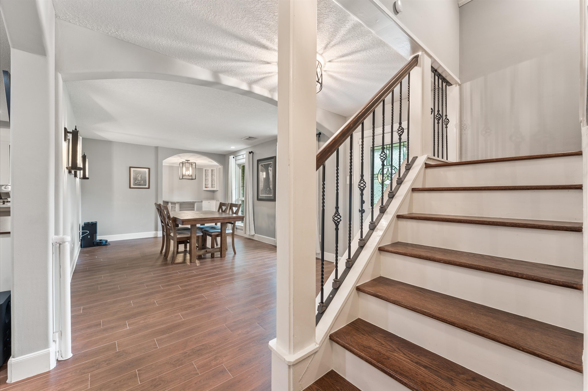 107 Royal Court , Friendswood, TX, 77546 | 67817606 | Realty Texas LLC